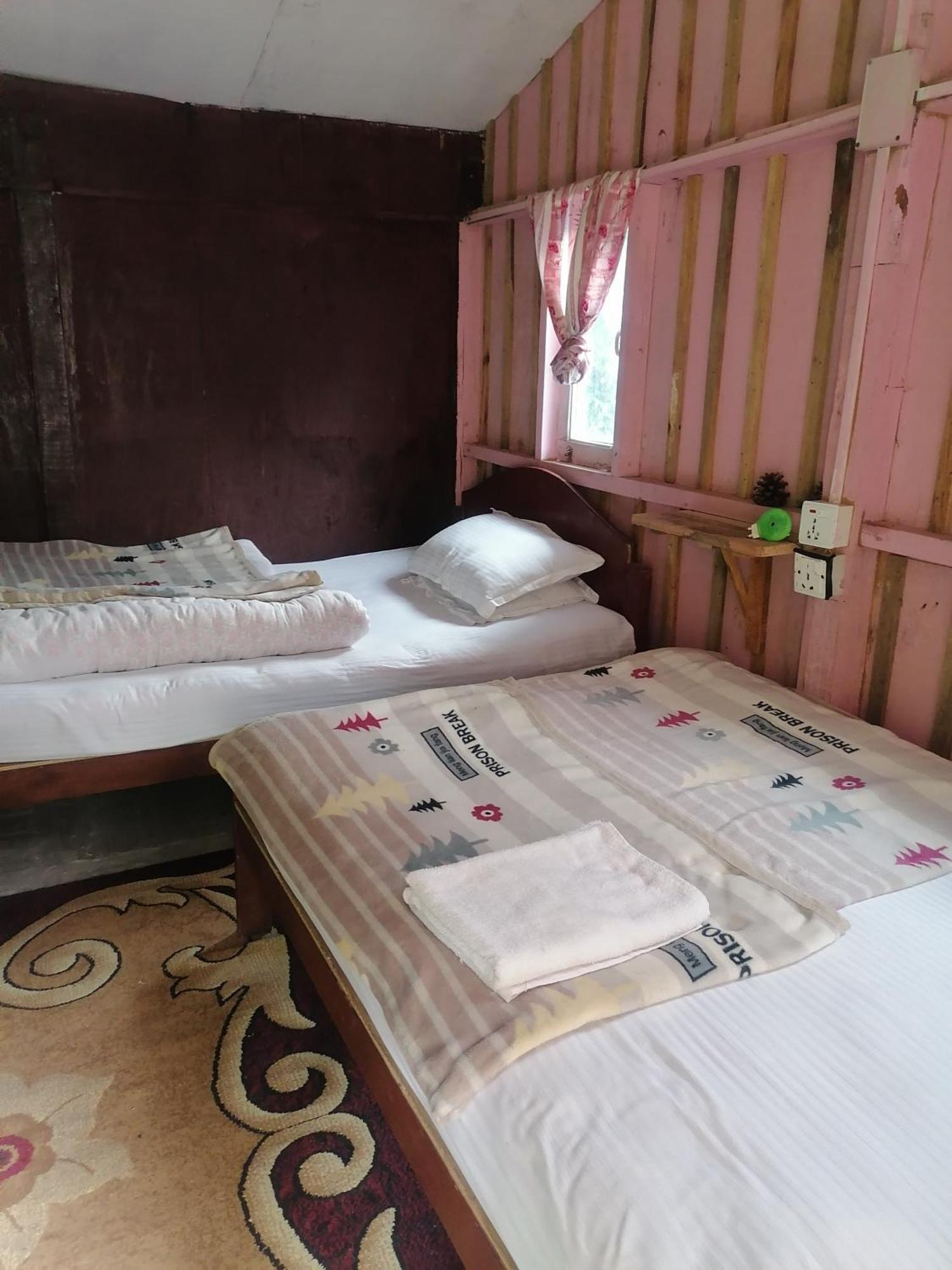 נגאקוט Jungle Crown Organic Homestay חדר תמונה